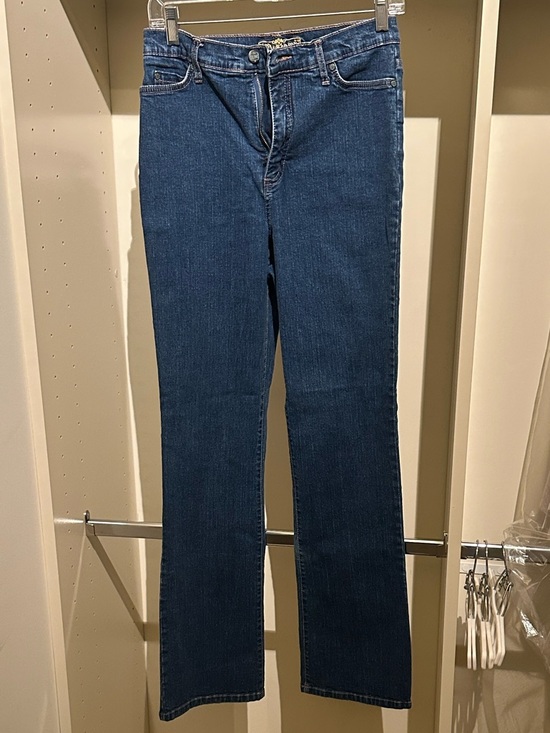 Women’s Classic Blue Denim Jeans - Picture 3 of 5